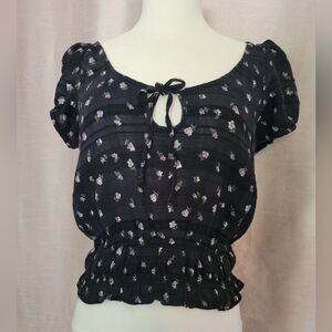 American Eagle Outfitters Black Floral Puff Sleeve Blouse